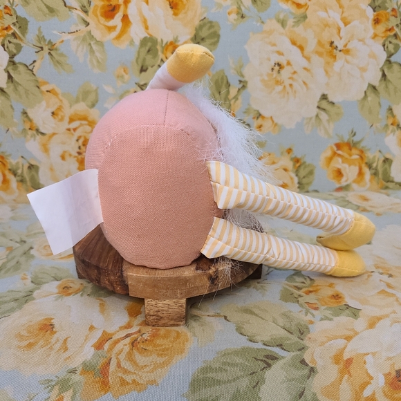 Plush bean-filled boho rainbow print mini gnome - Picture 2 of 8